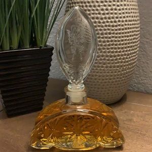 Vintage Avon Art Deco 1975 Cristalique Decanter with Sonnet Cologne 4 fl. oz.